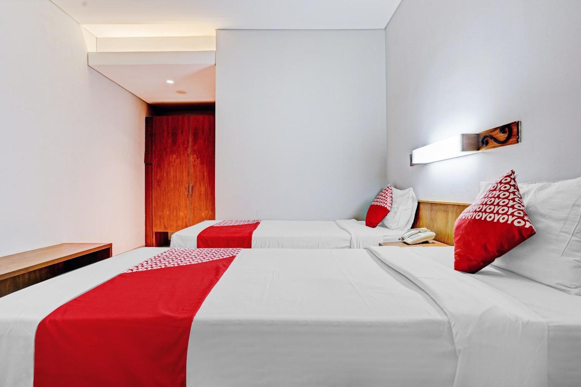 OYO Flagship 90501 Hotel Montameri Bandung Exterior foto