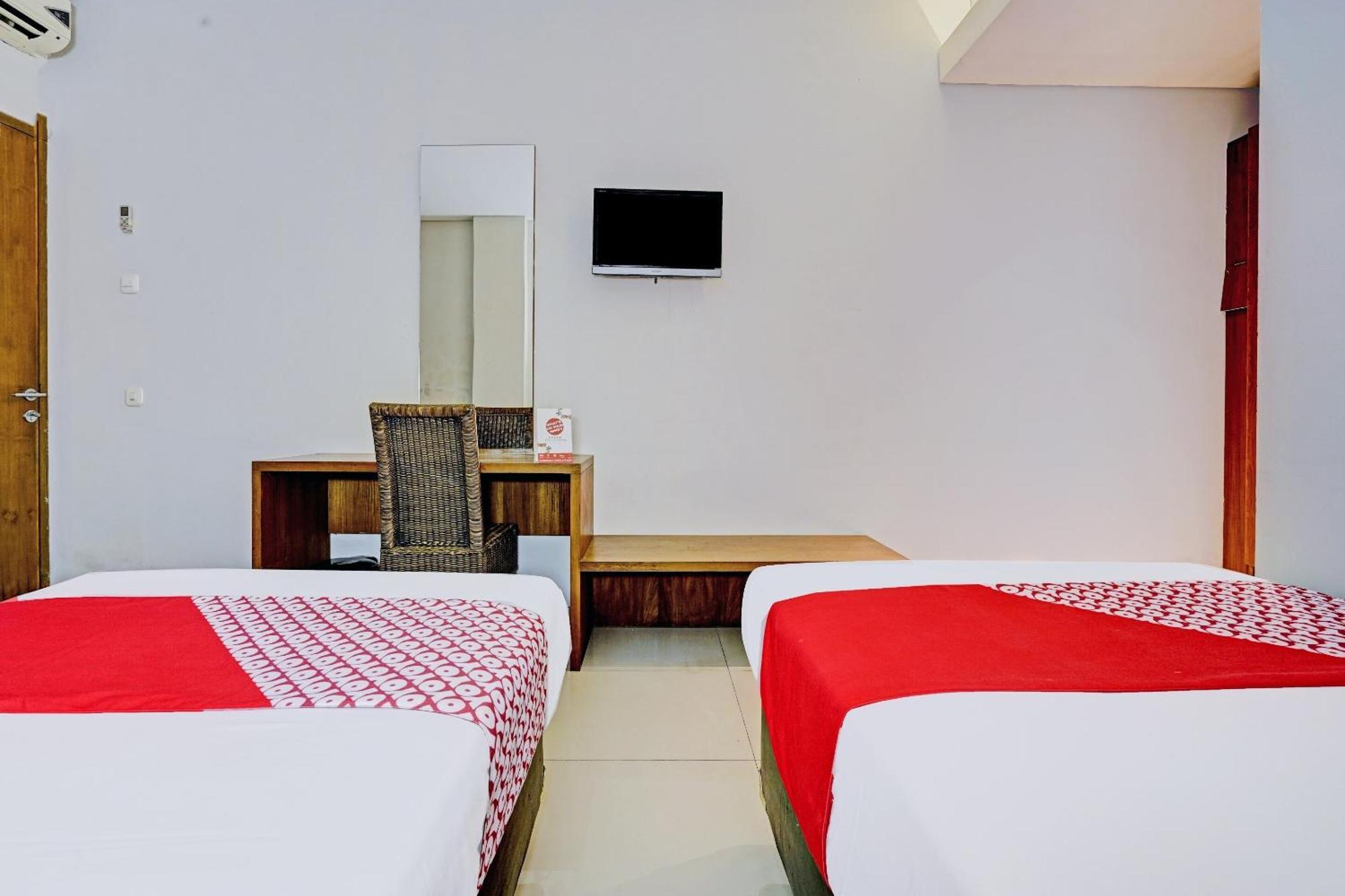 OYO Flagship 90501 Hotel Montameri Bandung Exterior foto