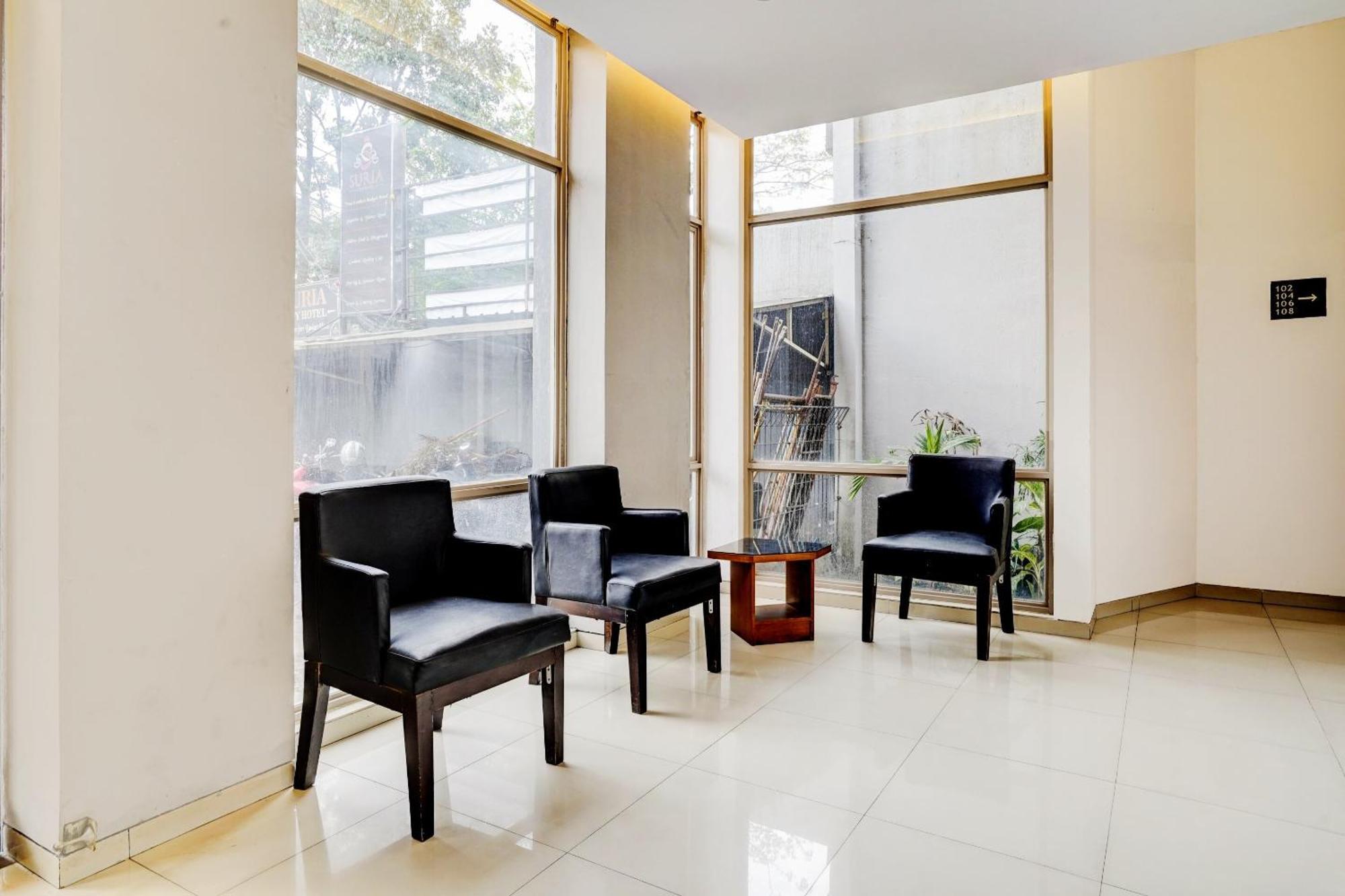 OYO Flagship 90501 Hotel Montameri Bandung Exterior foto