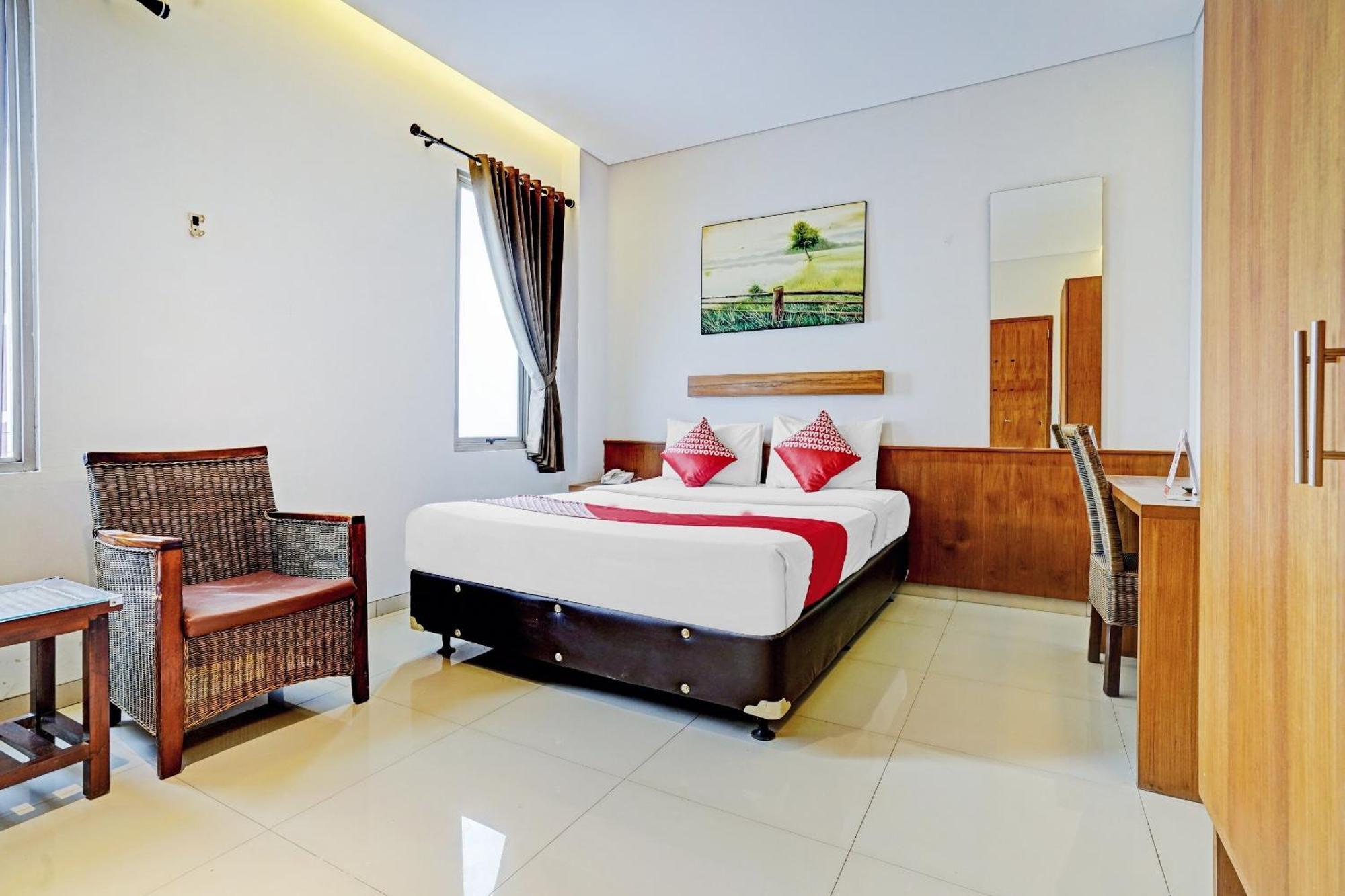 OYO Flagship 90501 Hotel Montameri Bandung Exterior foto